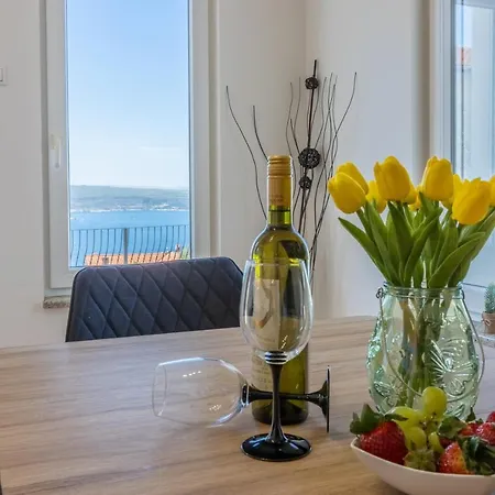 Marie With Jaccuzzi * Crikvenica