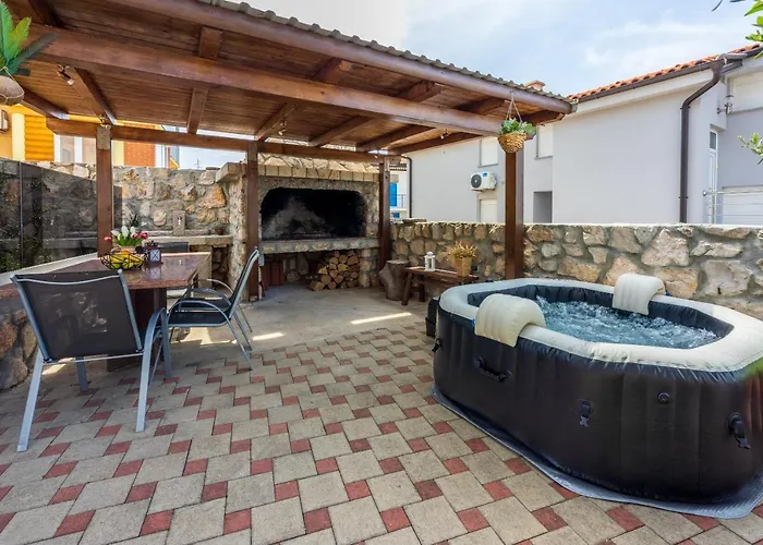 Marie With Jaccuzzi *