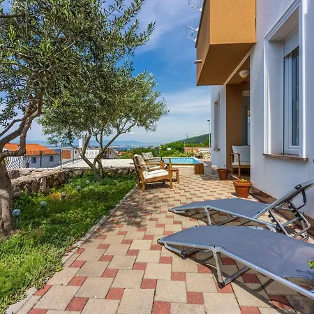 Appartement Marie With Jaccuzzi Crikvenica