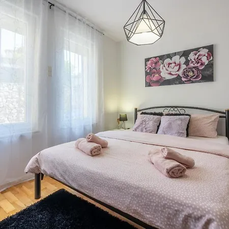 Apartament Marie With Jaccuzzi *