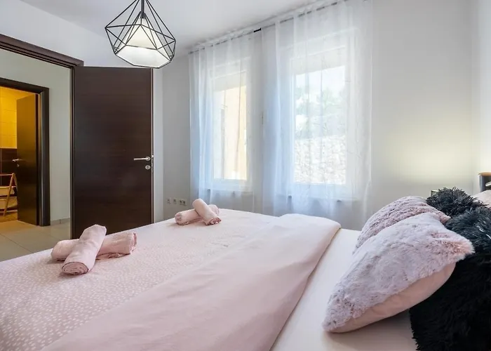 Marie With Jaccuzzi Apartman Crikvenica